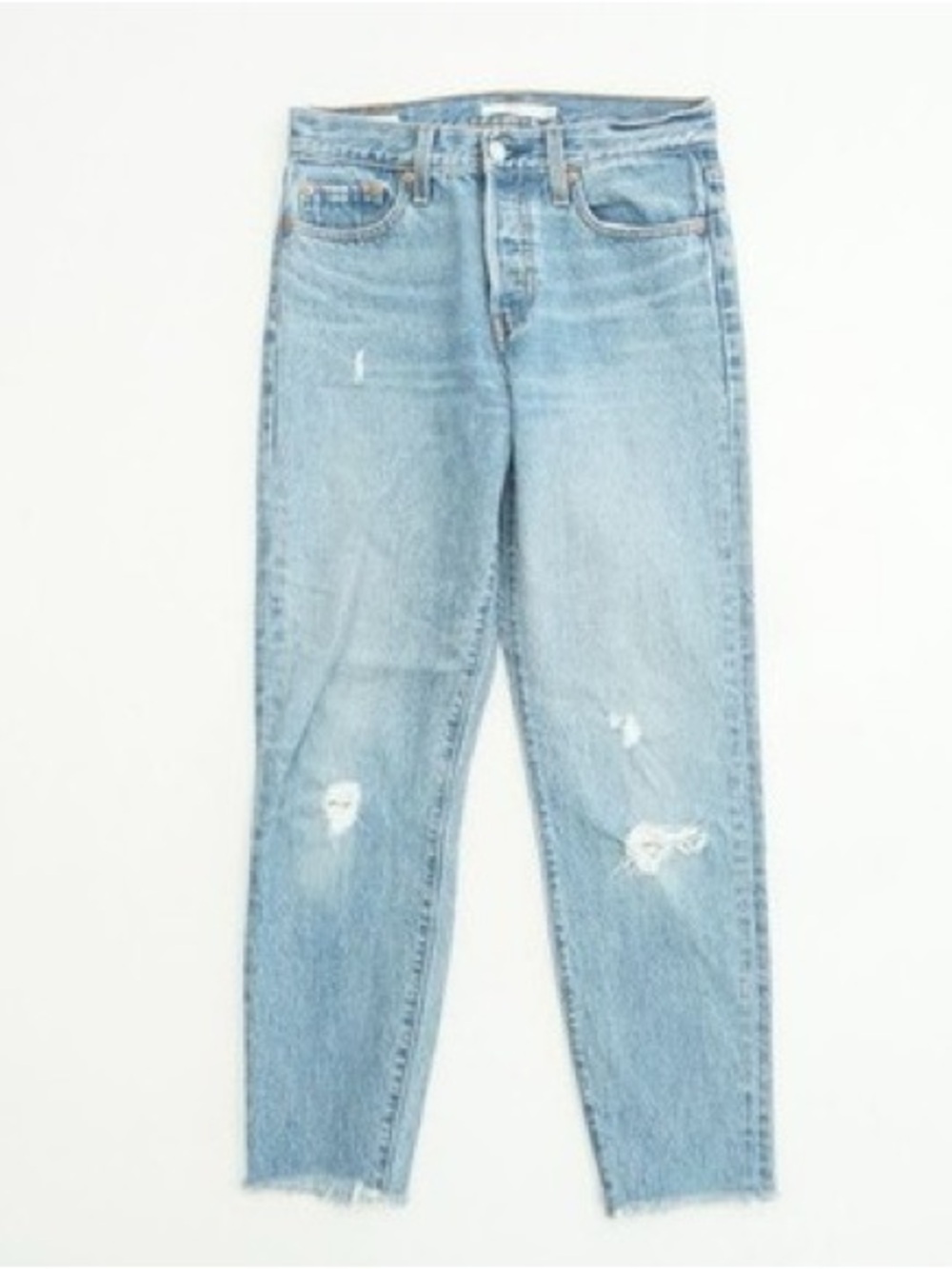 Women’s Levi’s Wedgie Straight Jeans – Size 30 Light Wash Distressed 💙